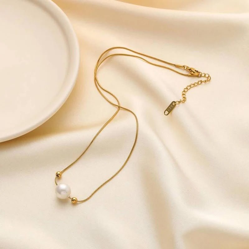 Golden Pearl Pendant Necklace