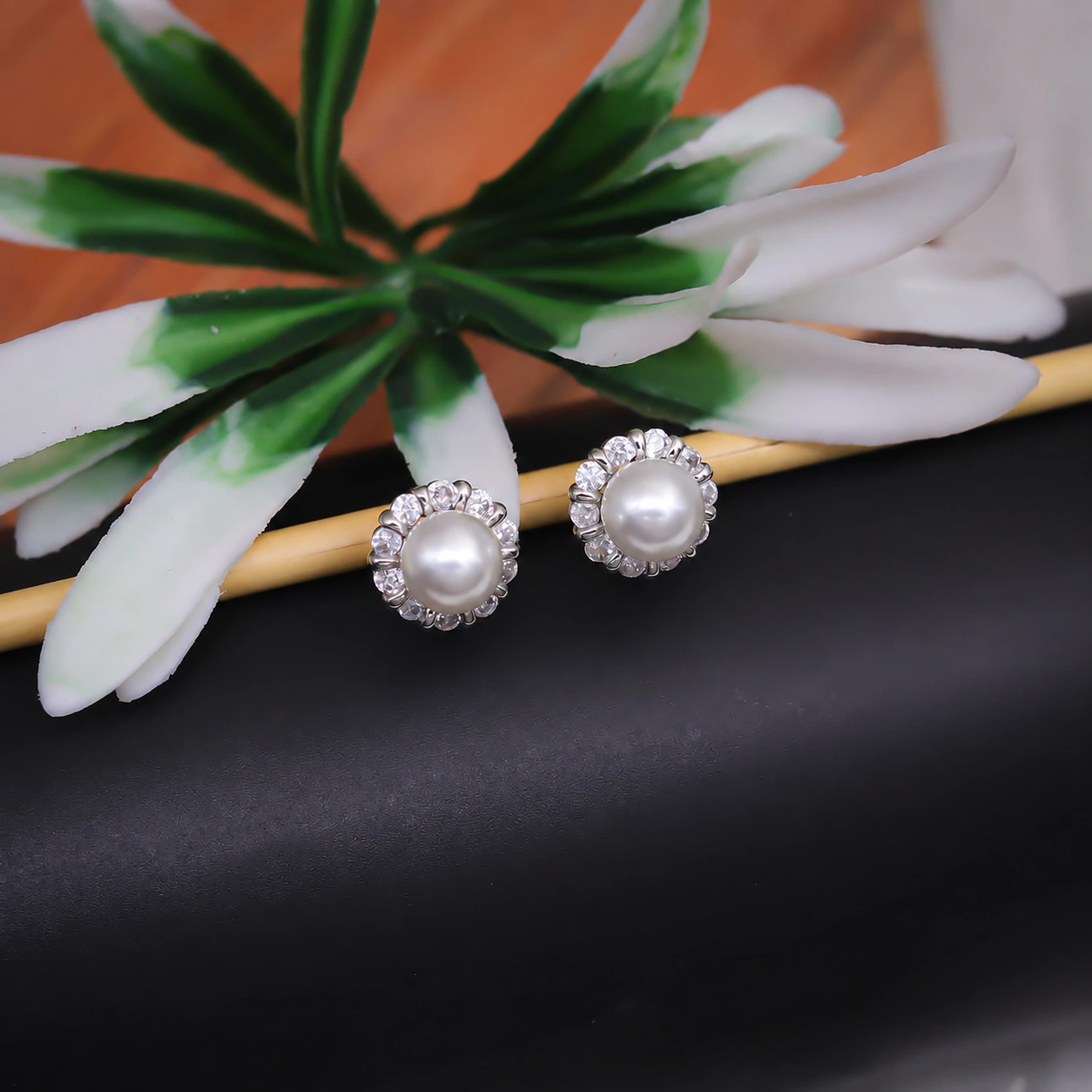 Silver pearl crystal halo stud earrings